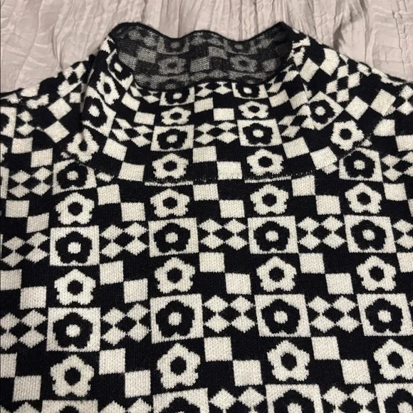 Maeve Black and White Geometric Turtleneck Sweater - Picture 3 of 5
